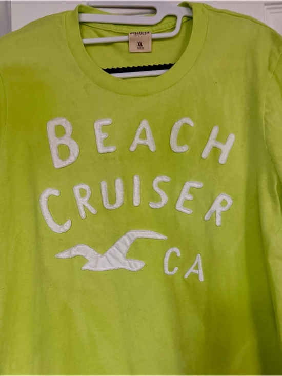 Hollister Tops - Hollister ladies "Beach Cruiser" Lime Green Graphic Tee